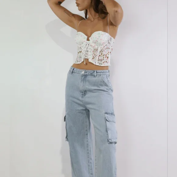 For Love and Lemons Floral Kyra Crop Top in White and Pink, Size M - Picture 5 of 14